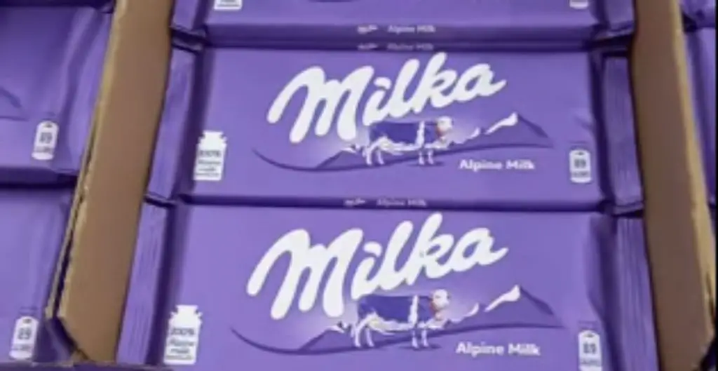 Milka White Chocolate Bar (Switzerland) 