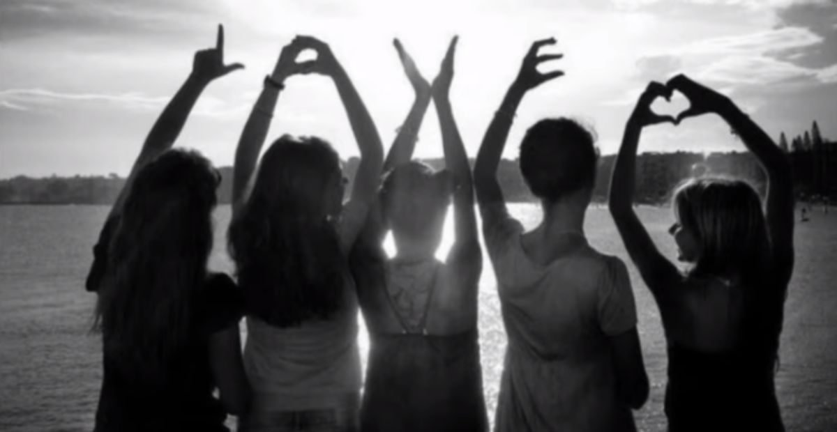 350+ Group Names for 4 People to Make Group More Interesting